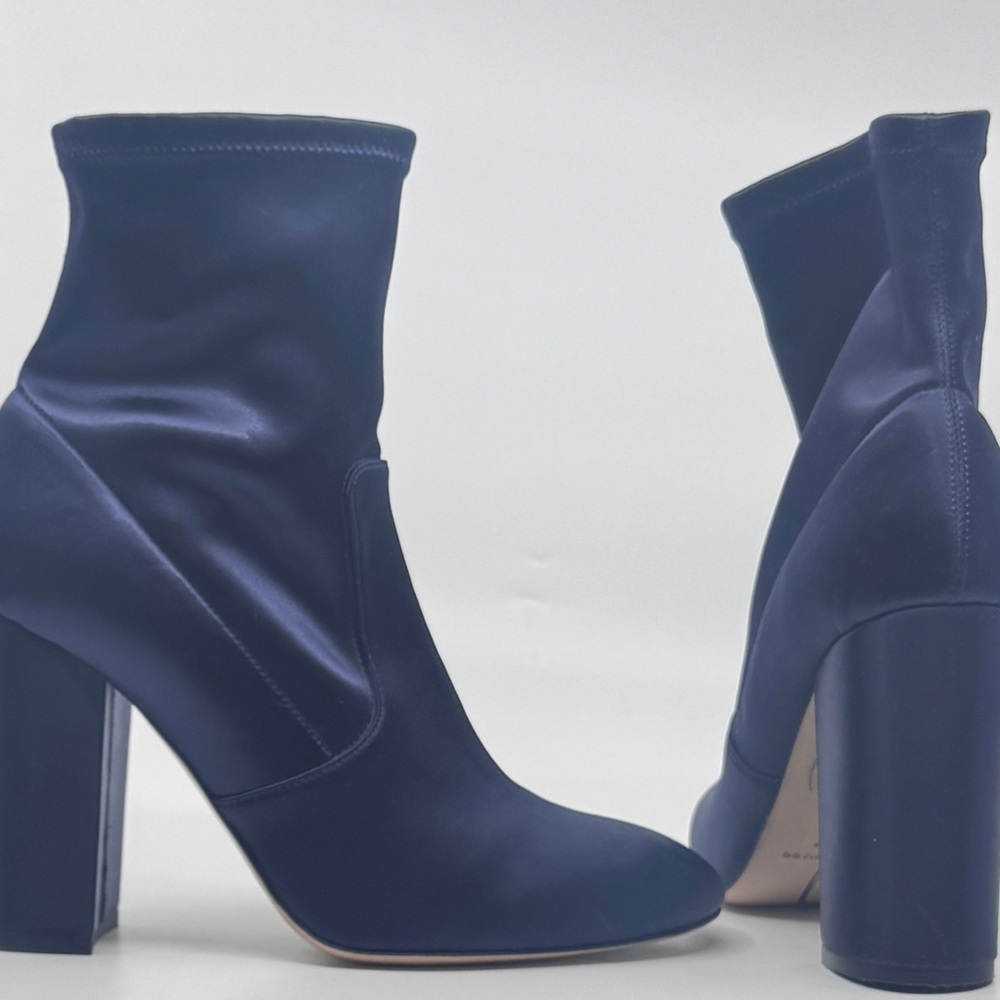 Club Monaco Elegant Navy Satin Ankle Boots